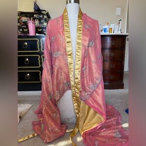 Elegant Pink and Gold Women's Shawl
